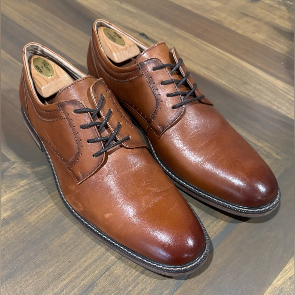 Men’s Stacy Adams Dunbar Leather Cognac Wingtip Oxfords Dress Shoes Tan Size 11
